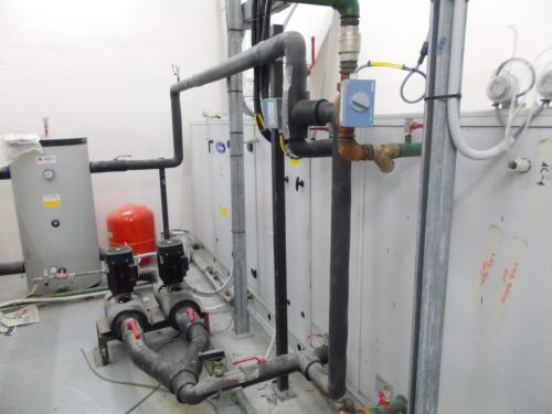 Air to water heat pump